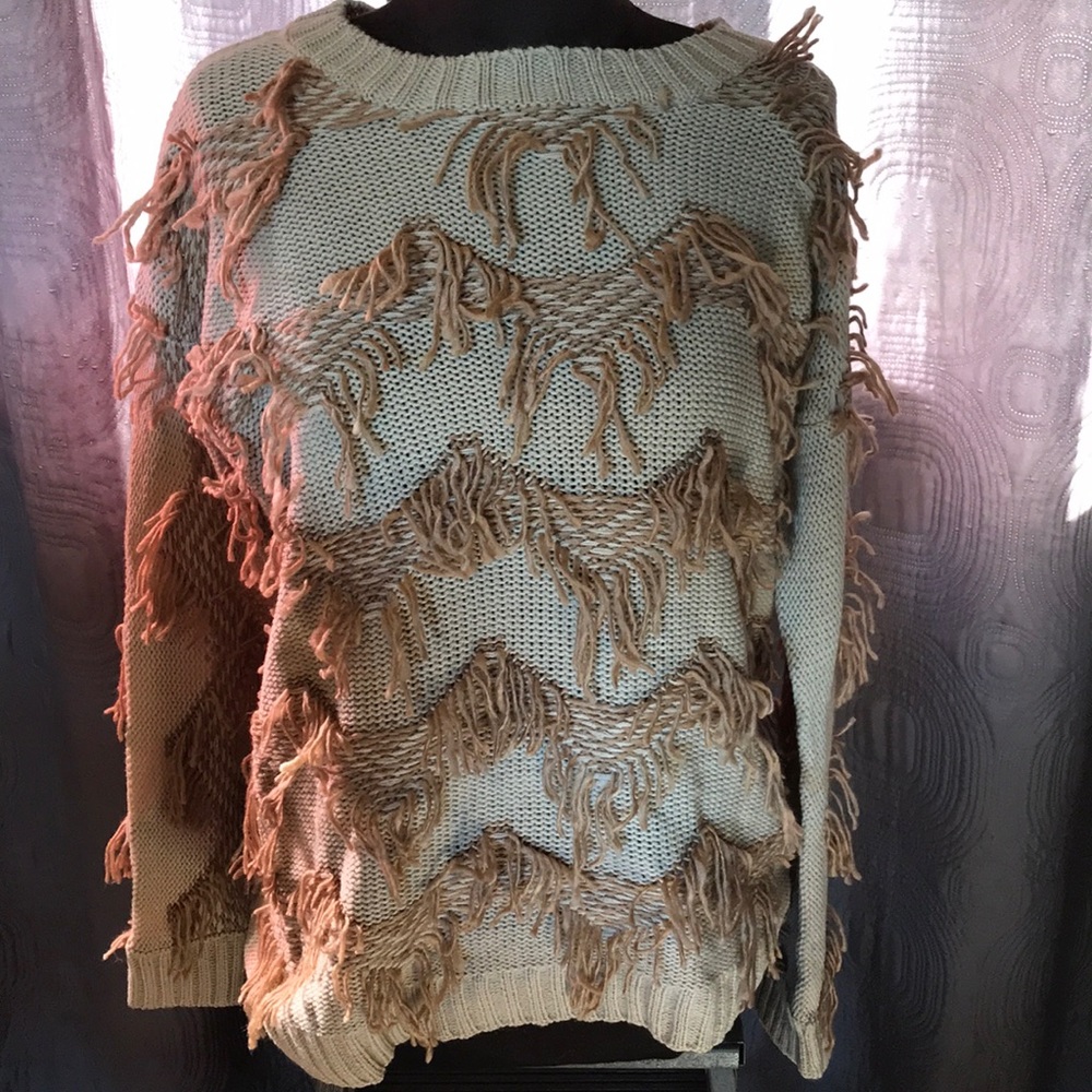 Large sweater cream and tan